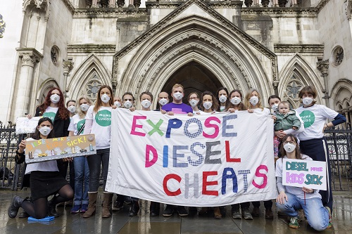 M4L RCJ 9208 Credit Mums For Lungs Crispin Hughes