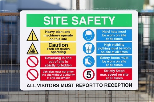 Site Safety Sign MED Istock 184100680 Credit Lucentius